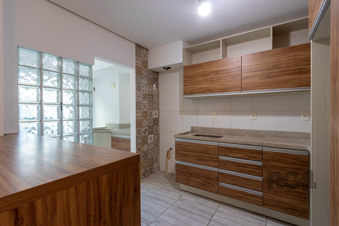 Casa para alugar com 3 quartos, 180m² - Foto 12