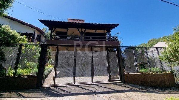 Casa para alugar com 7 quartos, 951m² - Foto 2