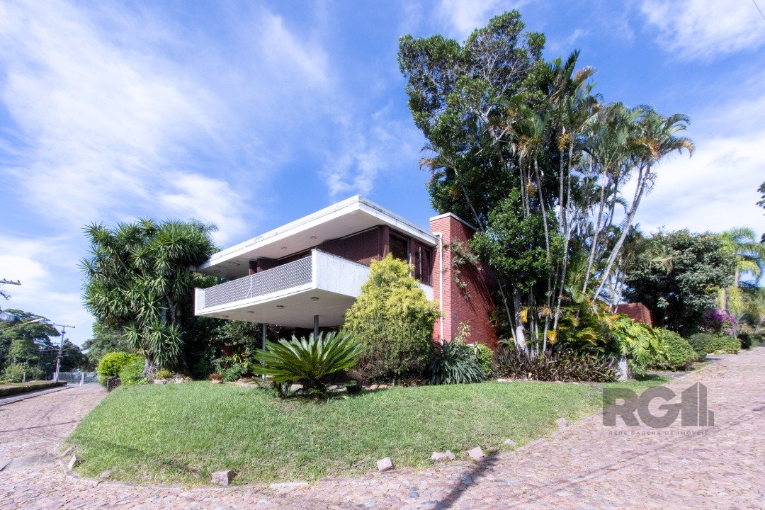 Casa Condominio com 724m², 4 dormitórios, 4 suítes, 6 vagas no bairro Santa Tereza em Porto Alegre para Comprar
