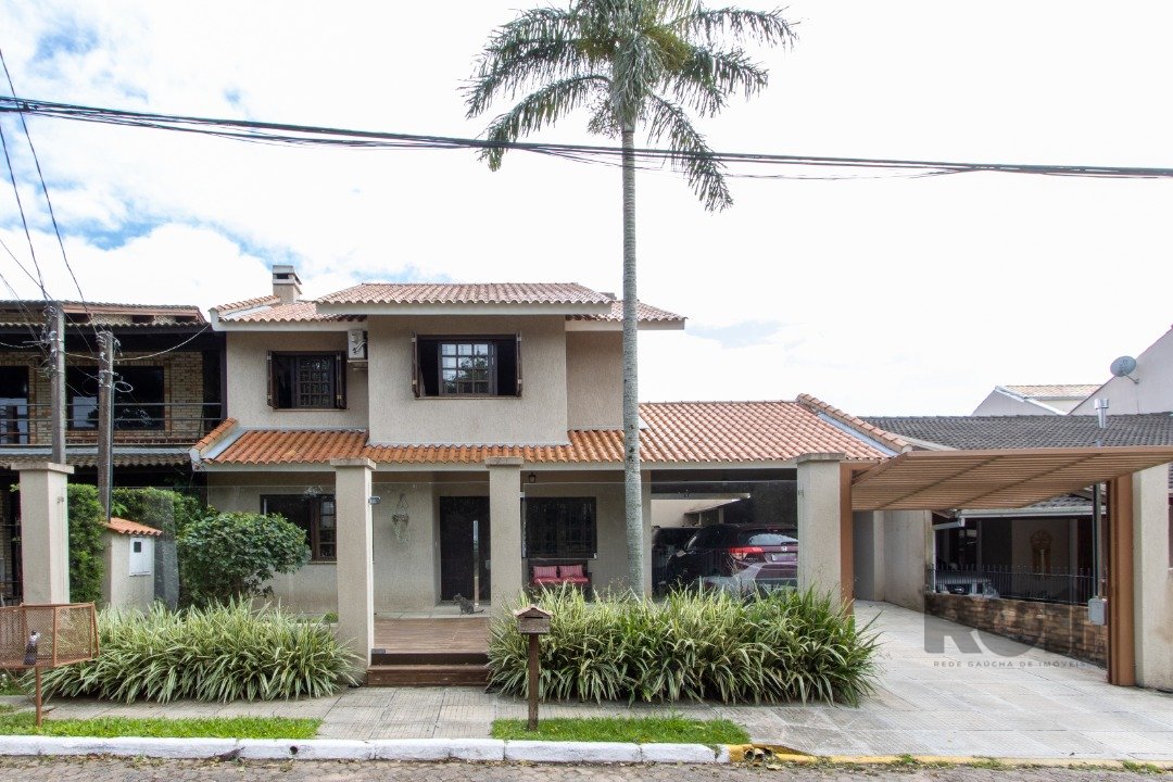 Casa Condominio com 217m², 3 dormitórios, 1 suíte, 3 vagas no bairro São Lucas em Viamão para Comprar