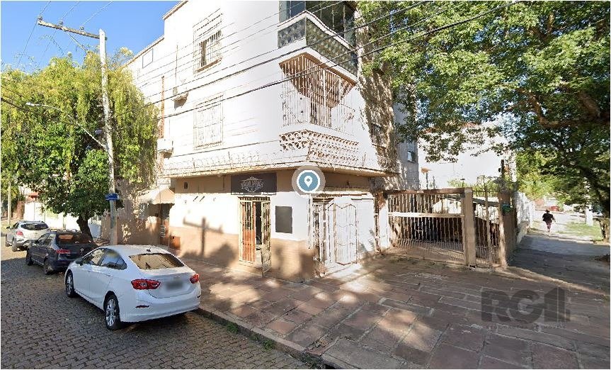 Apartamento com 50m², 2 dormitórios no bairro Partenon em Porto Alegre para Comprar
