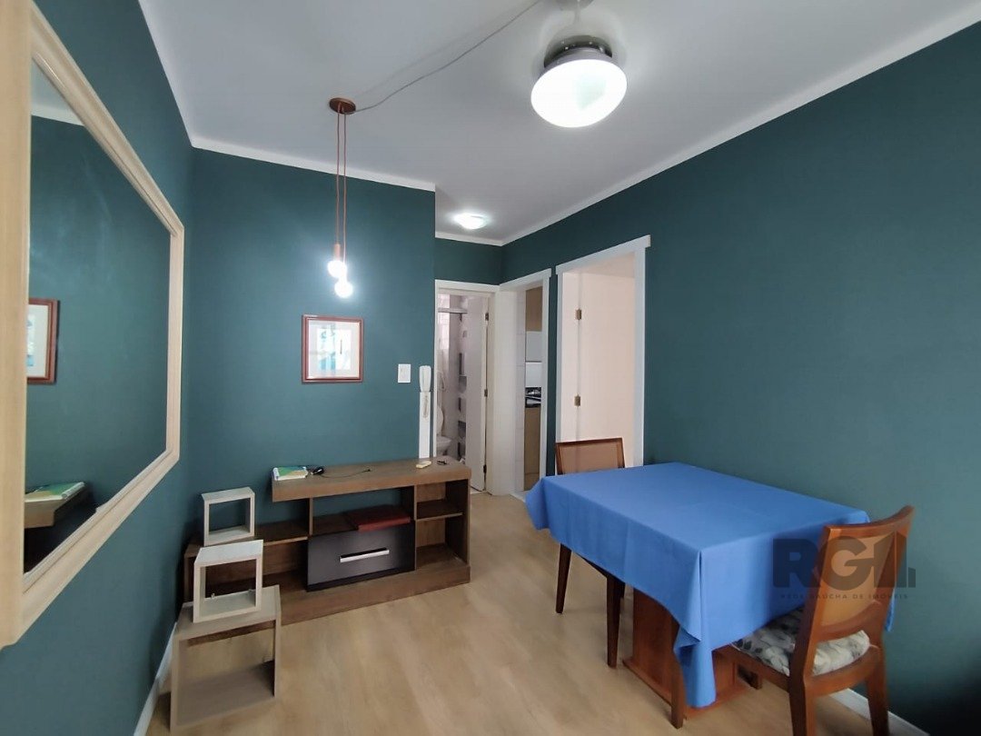 Apartamento com 39m², 1 dormitório no bairro Menino Deus em Porto Alegre para Comprar