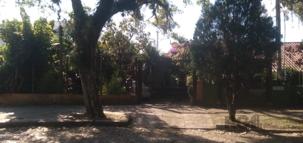 Casa com 150m², 3 dormitórios no bairro Ipanema em Porto Alegre para Comprar