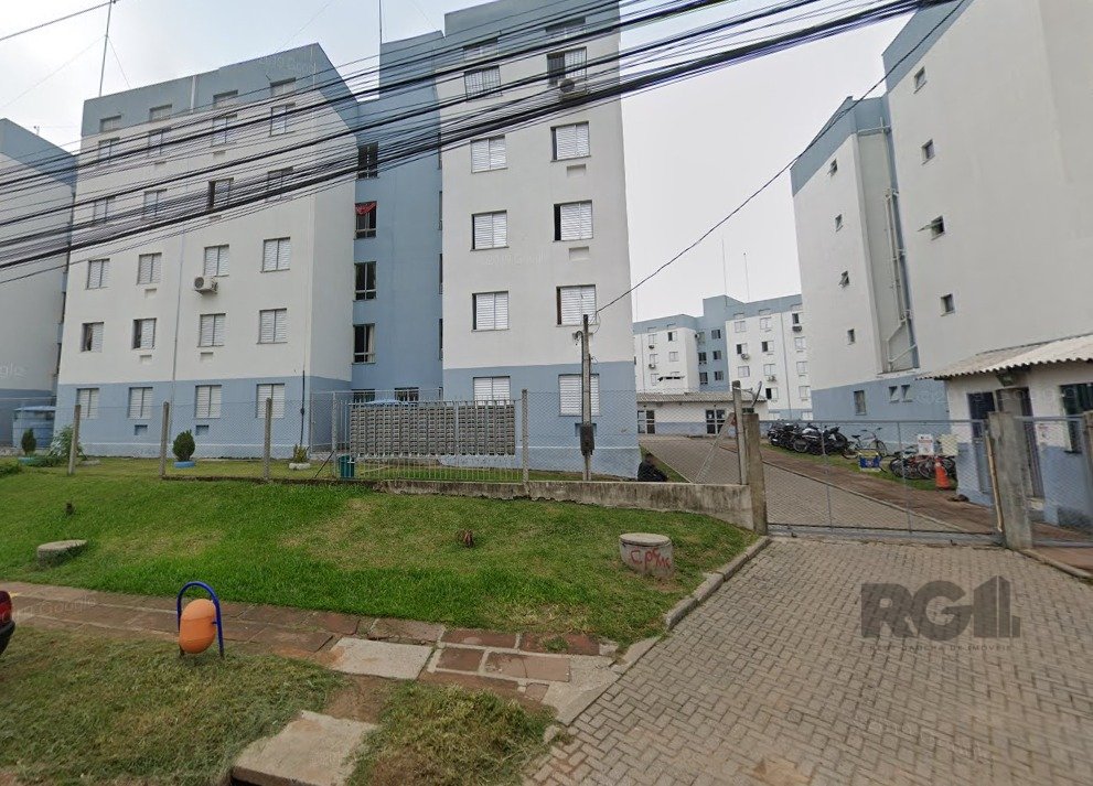 Apartamento com 43m², 2 dormitórios, 1 vaga no bairro Partenon em Porto Alegre para Comprar