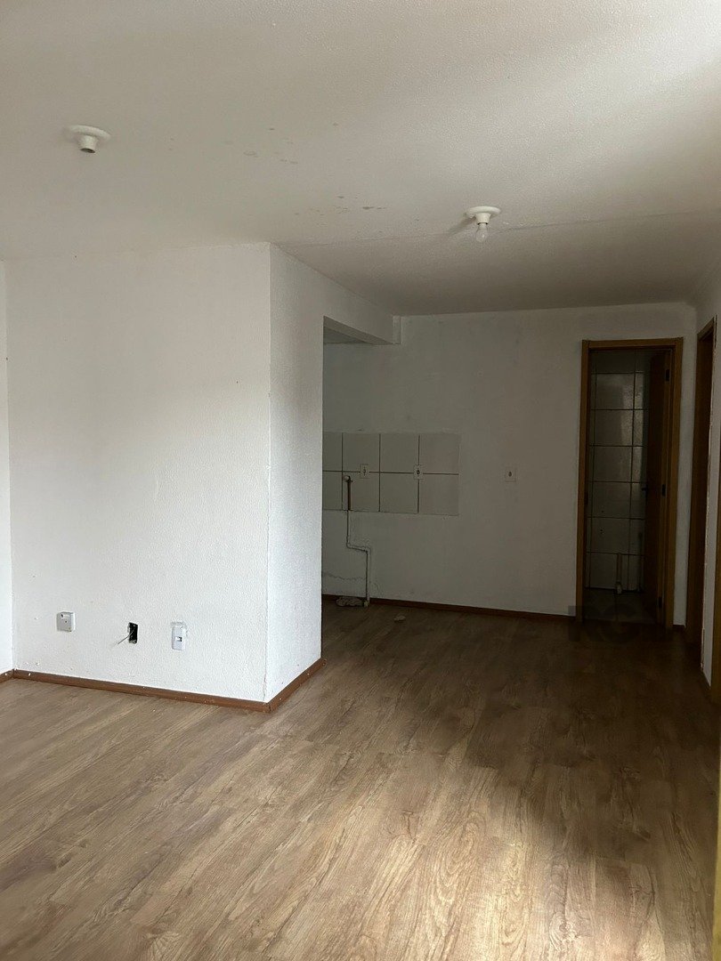 Apartamento à venda com 2 quartos, 43m², 1 vaga, Rua São Guilherme no bairro Partenon em Porto Alegre