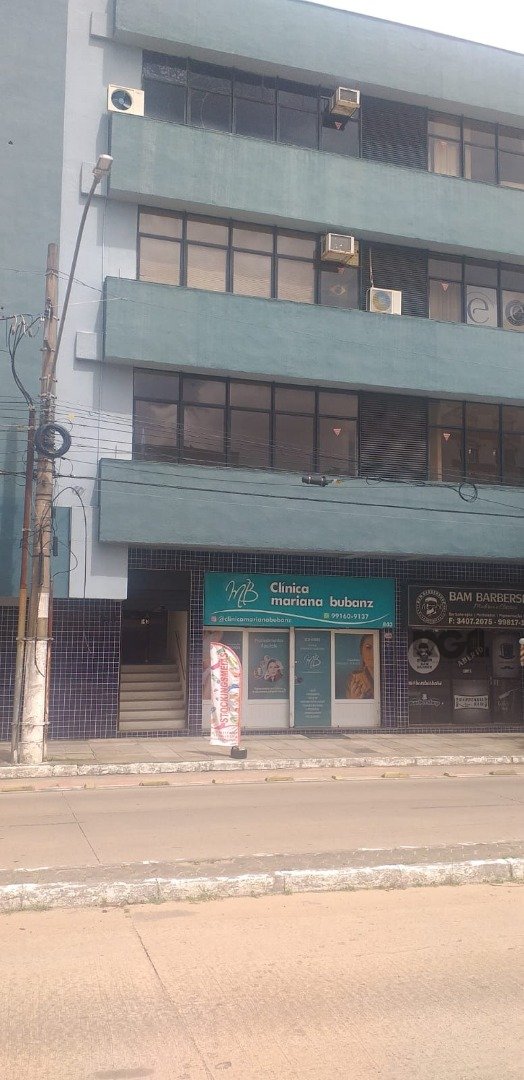 Conjunto/Sala à venda , 30m², Avenida Érico Veríssimo no bairro Menino Deus em Porto Alegre