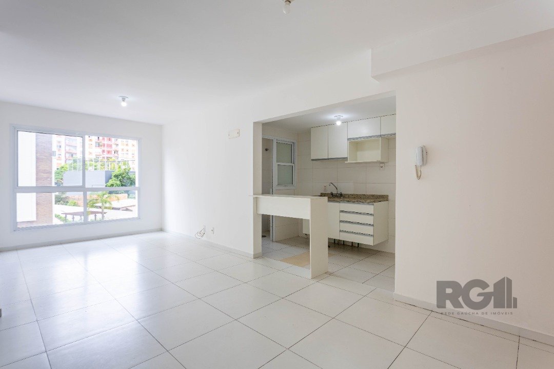 Apartamento à venda com 2 quartos, 77m² - Foto 1