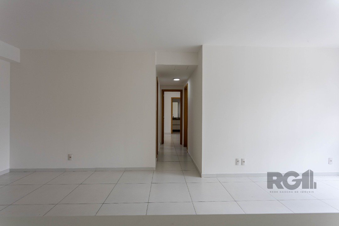 Apartamento à venda com 2 quartos, 77m² - Foto 4