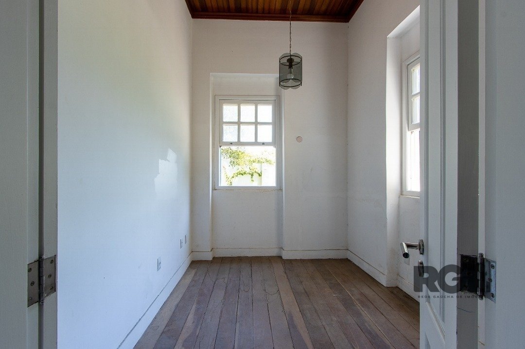 Casa para alugar com 3 quartos, 241m² - Foto 15