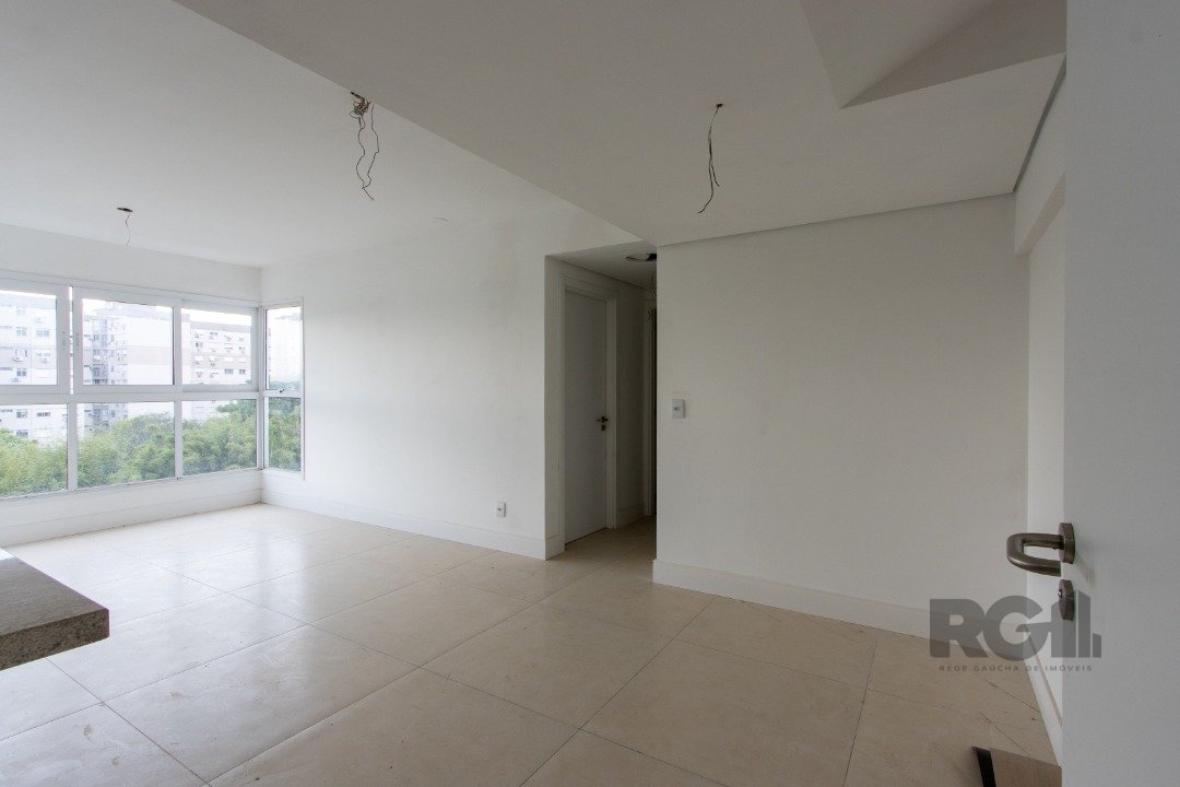 Apartamento para alugar com 2 quartos, 70m² - Foto 2