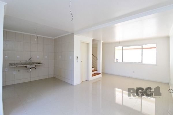 Casa de Condomínio para alugar com 3 quartos, 158m² - Foto 1