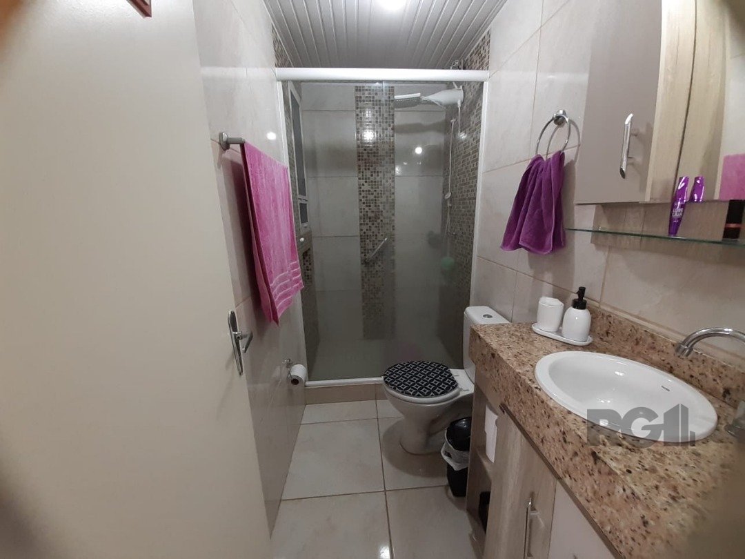 Apartamento à venda com 2 quartos, 47m², 1 vaga, Rua Irmã Maria José Trevisan no bairro Farrapos em Porto Alegre