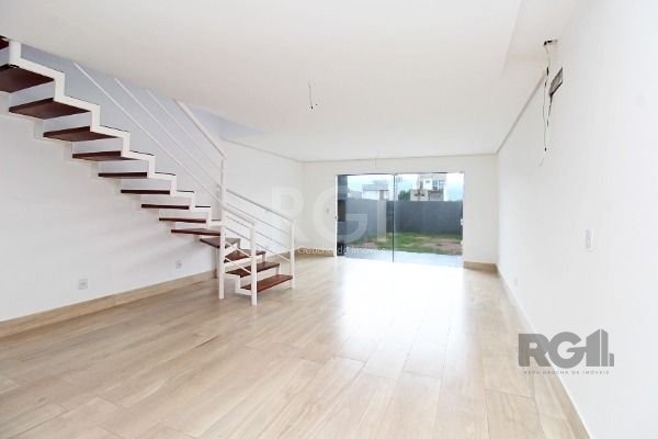 Casa para alugar com 3 quartos, 119m² - Foto 1