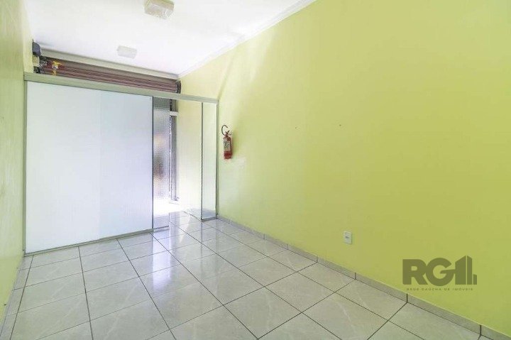 Conjunto/Sala à venda , 32m², Rua Camaquã no bairro Camaquã em Porto Alegre