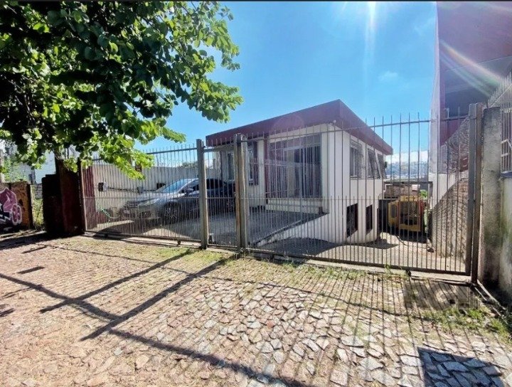 Casa para alugar com 2 quartos, 124m² - Foto 1