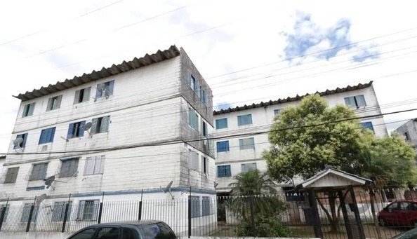 Apartamento à venda com 1 quarto, 42m², Rua Paulo Granato Martins no bairro Rubem Berta em Porto Alegre