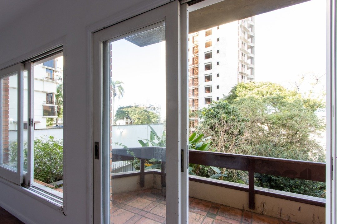 Casa para alugar com 4 quartos, 244m² - Foto 18