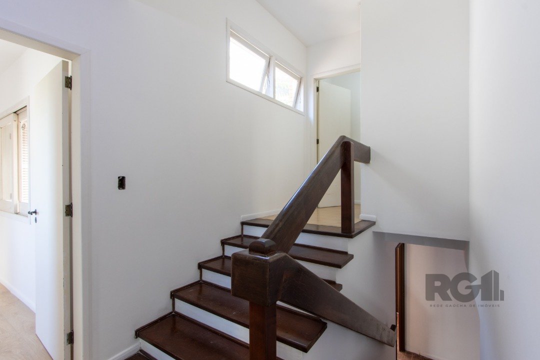 Casa para alugar com 4 quartos, 244m² - Foto 57