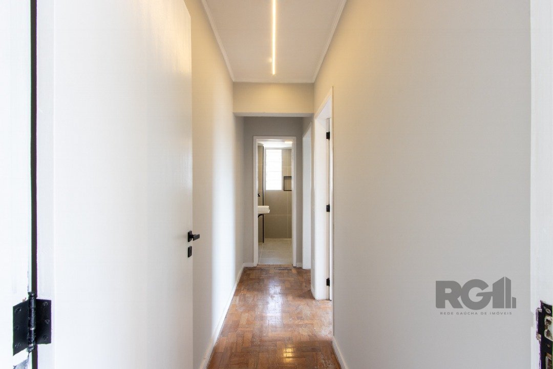 Apartamento à venda com 2 quartos, 67m² - Foto 11