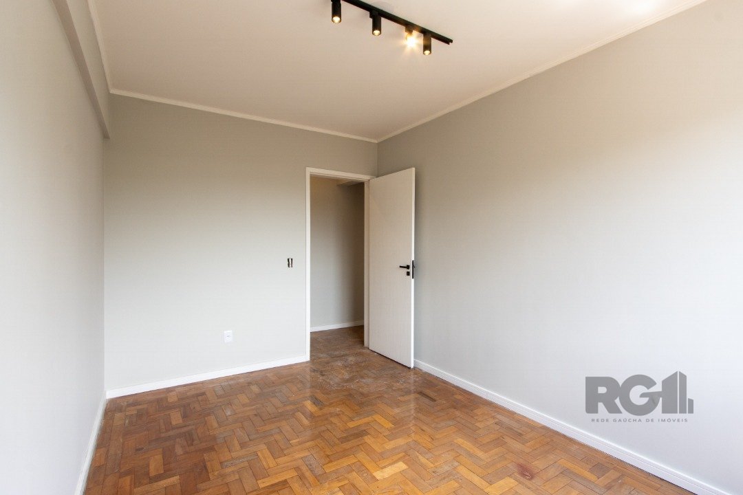 Apartamento à venda com 2 quartos, 67m² - Foto 14