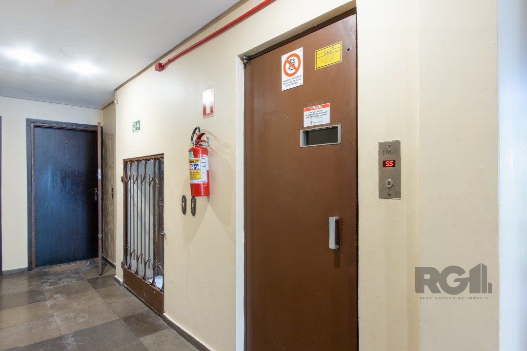 Apartamento à venda com 2 quartos, 67m² - Foto 22