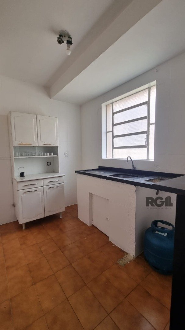 Apartamento à venda com 1 quarto, 35m², Rua Coronel Francisco Bitencourt no bairro Passo da Areia em Porto Alegre