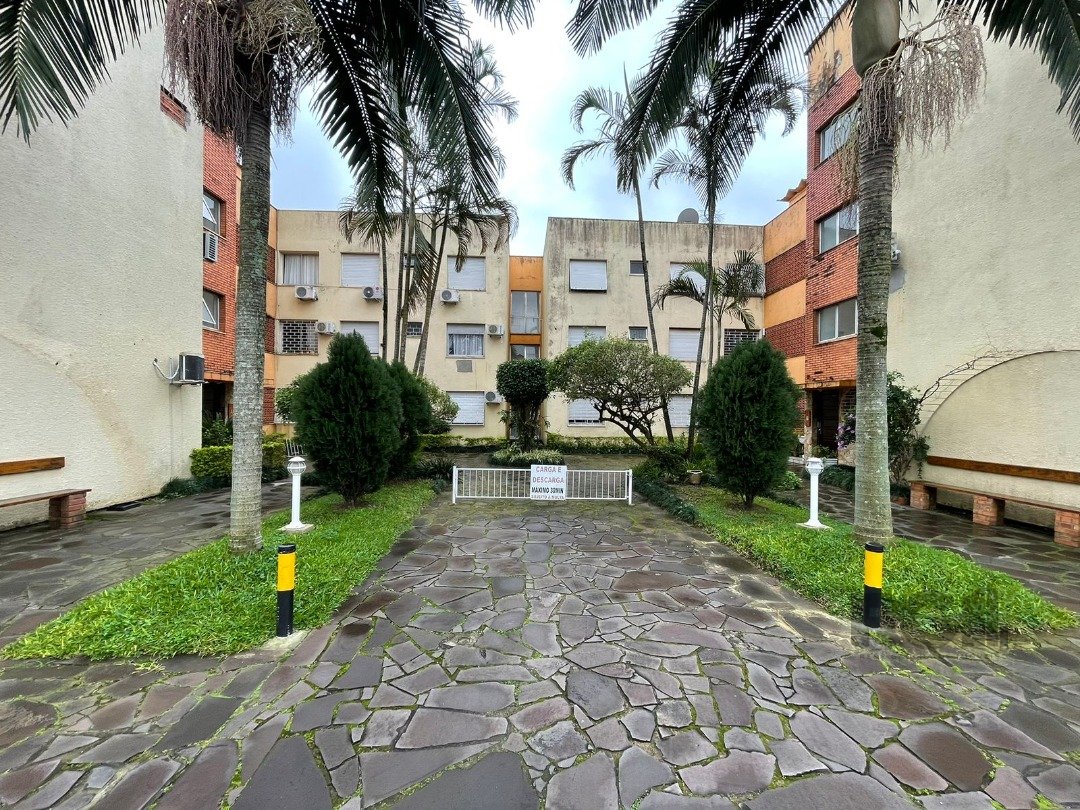 Apartamento com 58m², 2 dormitórios no bairro Camaquã em Porto Alegre