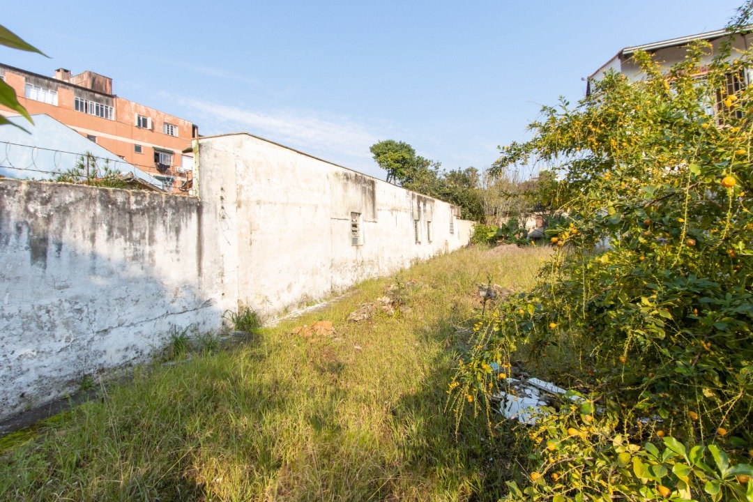 Terreno à venda , 325m², Rua Tamandaré no bairro Camaquã em Porto Alegre