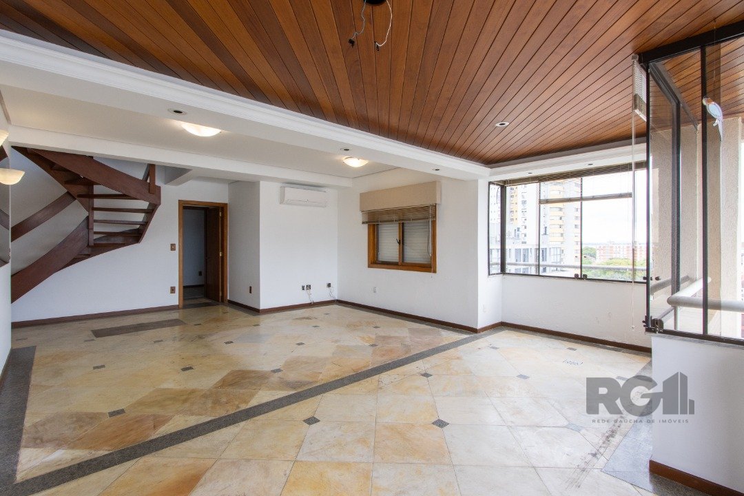 Cobertura para alugar com 3 quartos, 262m² - Foto 1