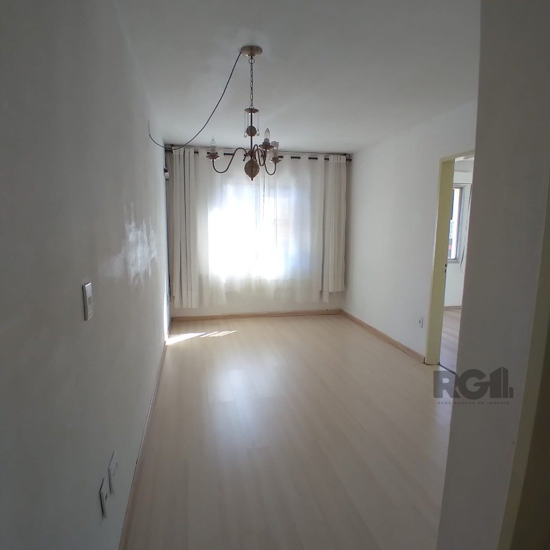 Apartamento com 42m², 1 dormitório no bairro Jardim Carvalho em Porto Alegre