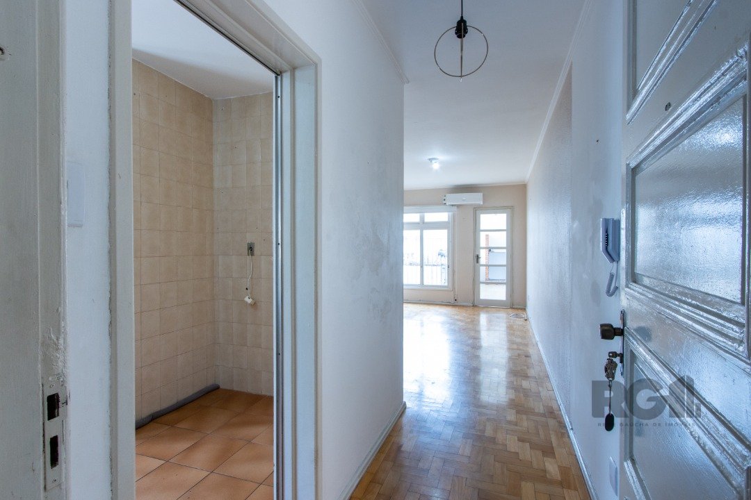 Apartamento para alugar com 3 quartos, 76m² - Foto 2