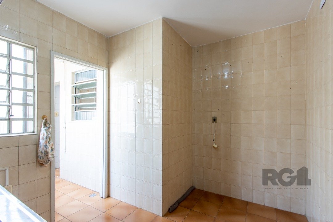 Apartamento para alugar com 3 quartos, 76m² - Foto 4