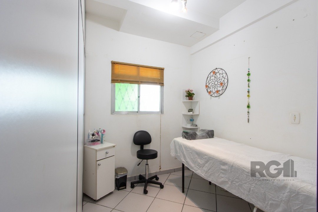 Casa para alugar com 3 quartos, 80m² - Foto 17