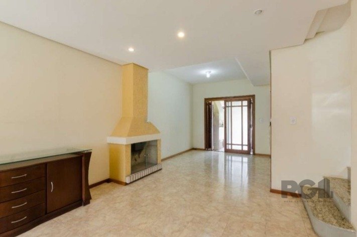 Casa para alugar com 4 quartos, 290m² - Foto 5