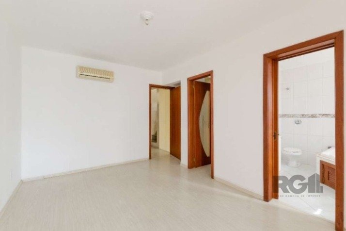 Casa para alugar com 4 quartos, 290m² - Foto 11