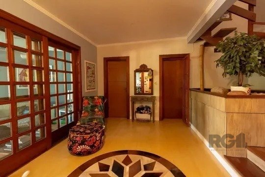 Casa para alugar com 4 quartos, 351m² - Foto 3