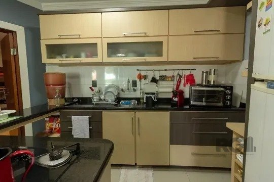 Casa para alugar com 4 quartos, 351m² - Foto 17