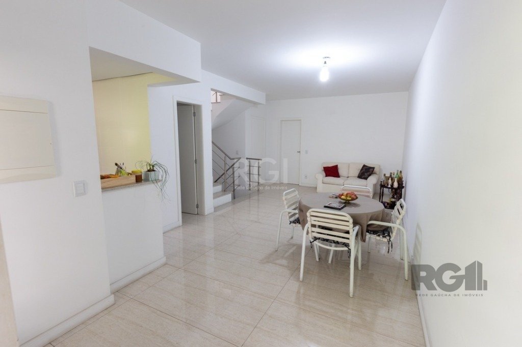 Casa de Condomínio para alugar com 3 quartos, 251m² - Foto 11