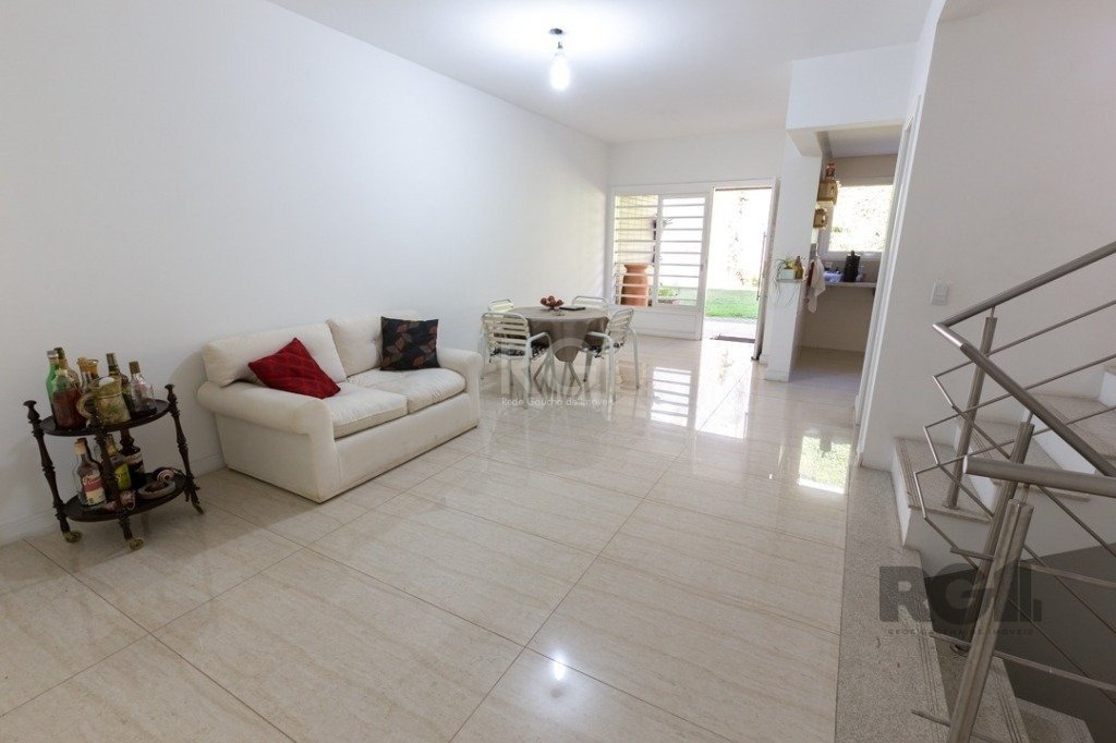 Casa de Condomínio para alugar com 3 quartos, 251m² - Foto 13