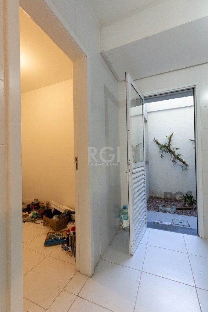 Casa de Condomínio para alugar com 3 quartos, 251m² - Foto 19