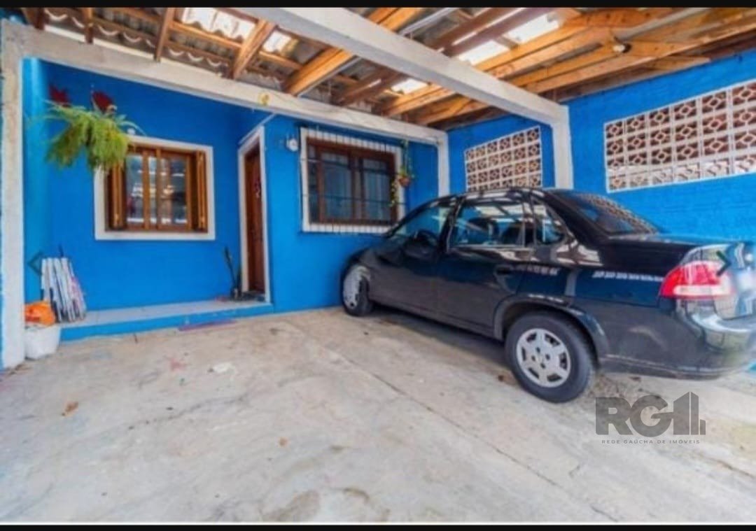 Casa para alugar com 5 quartos, 136m² - Foto 1