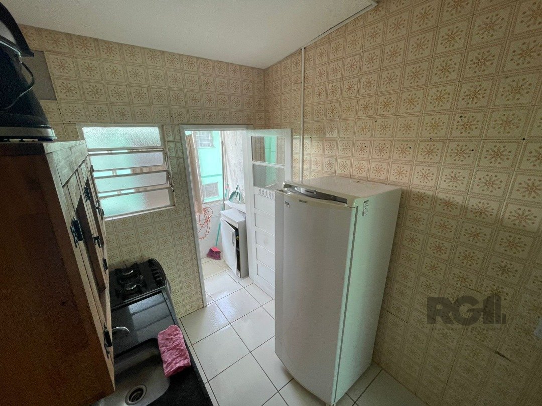 Apartamento à venda com 1 quarto, 40m² - Foto 4