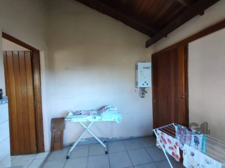 Casa para alugar com 5 quartos, 250m² - Foto 13