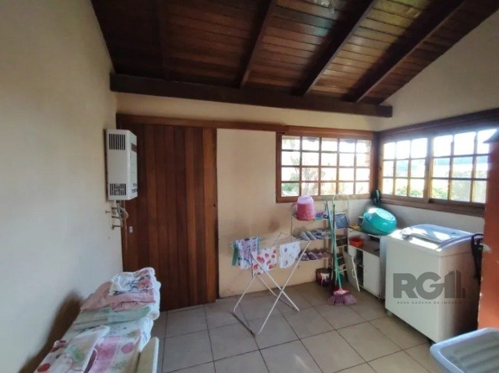 Casa para alugar com 5 quartos, 250m² - Foto 11