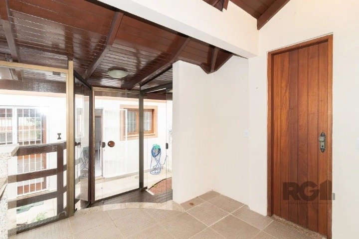 Casa de Condomínio para alugar com 3 quartos, 251m² - Foto 35