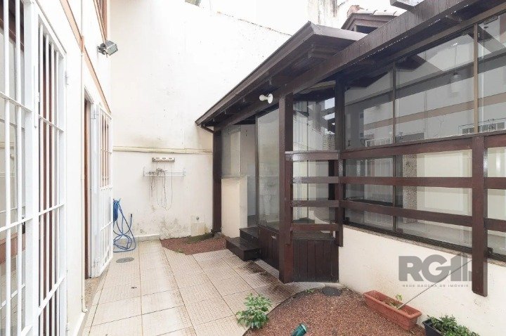 Casa de Condomínio para alugar com 3 quartos, 251m² - Foto 18