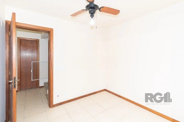 Casa de Condomínio para alugar com 3 quartos, 251m² - Foto 28