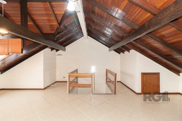 Casa de Condomínio para alugar com 3 quartos, 251m² - Foto 30