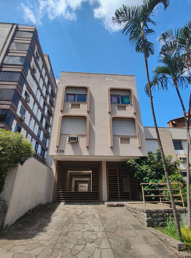 Apartamento com 57m², 1 dormitório, 1 vaga no bairro Petrópolis em Porto Alegre para Comprar