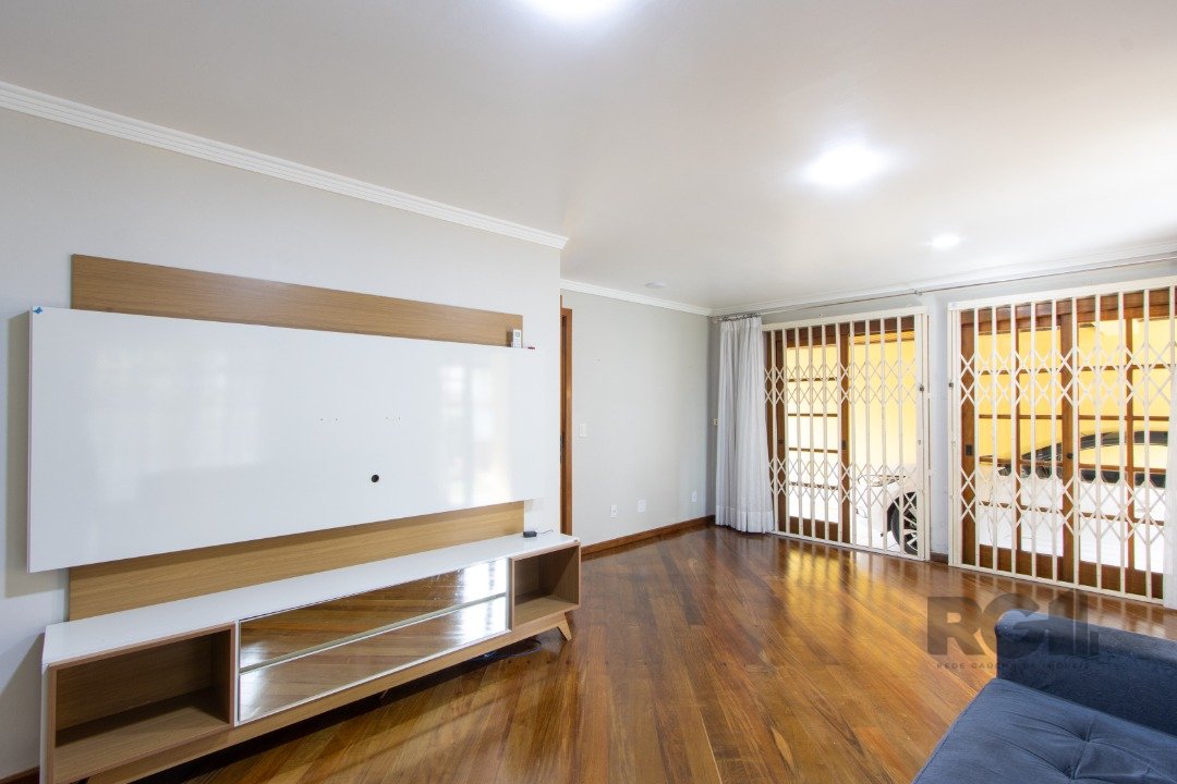 Casa para alugar com 3 quartos, 219m² - Foto 7